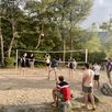 Volleyballen op de camping